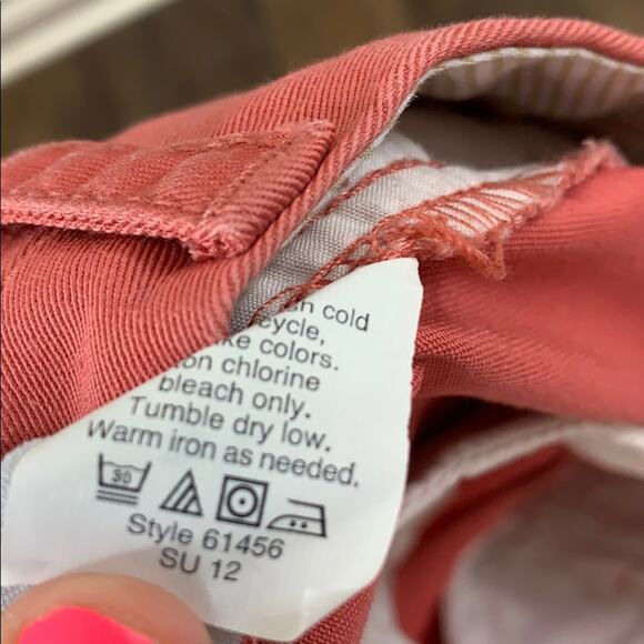 J Crew Broken-In Chino Shorts In Rose Apple - Picture 3 of 5